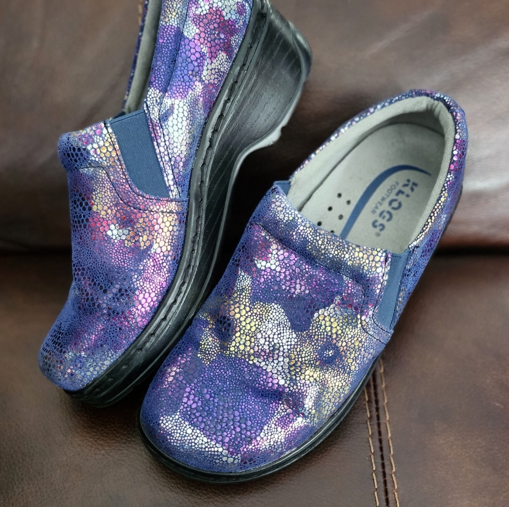 9.5 M Klogs Healthcare Shoes